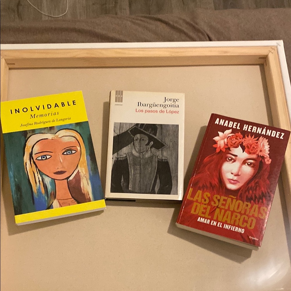 3 Spanish memoirs Coffee Table Book